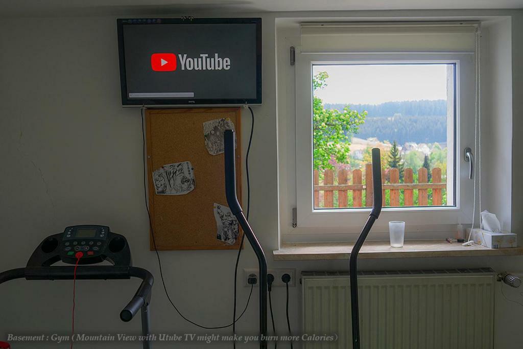 Entire House In Schwarzwald With Mountain View, Private Gym,Sauna And Garden Villa Unterkirnach Bagian luar foto